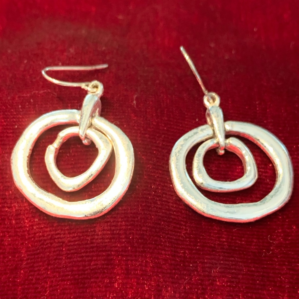 Silver ornate dangle multi-circle earrings